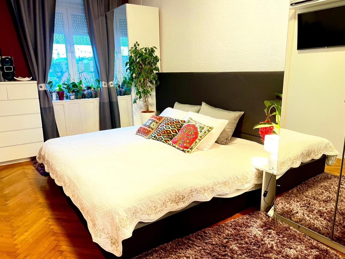 Margaret Bridge Cosy Flat Lejlighed Budapest Eksteriør billede