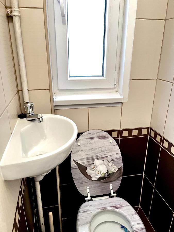 Margaret Bridge Cosy Flat Lejlighed Budapest Eksteriør billede